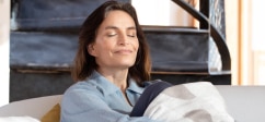 Foto einer Frau beim Entspannen